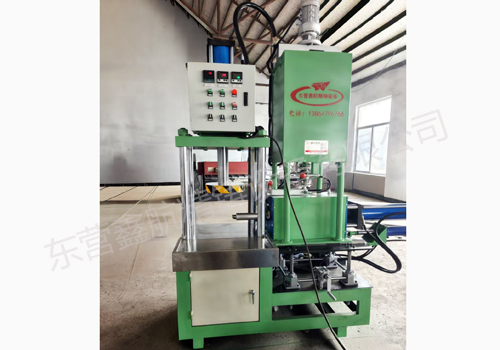 Ceramic core machine