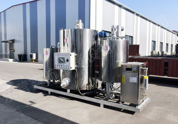 Intelligent wax filtration and water removal machine